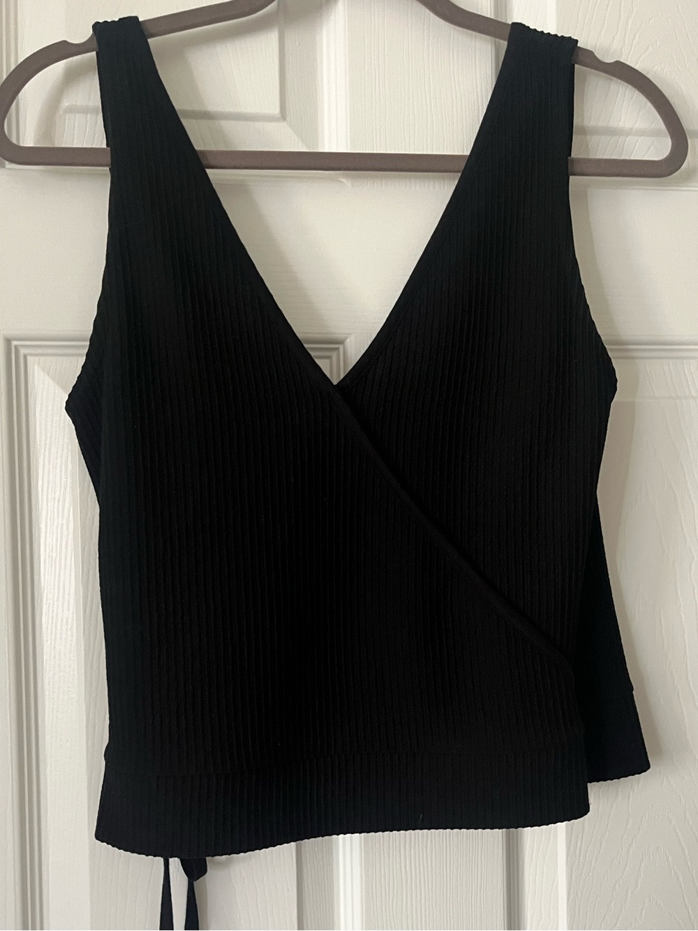 Club Monaco Black Ribbed Sleeveless Tank